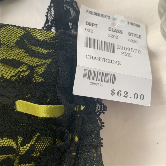 Fredericks of Hollywood bustier bra top with garter. Size S, fits 32-34 A. Wired - Picture 8 of 12